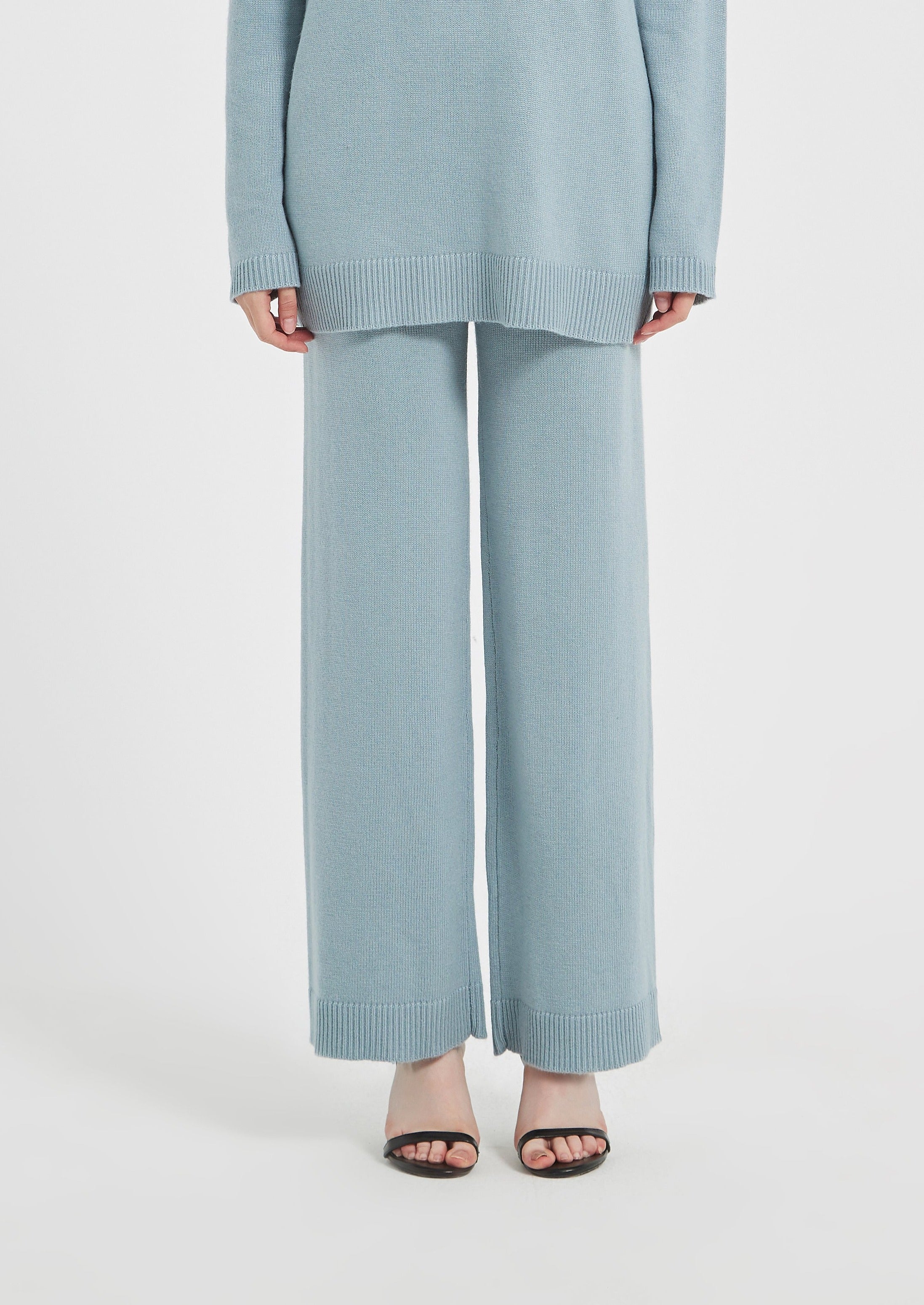 Elandra Knit Pants - Baby Blue