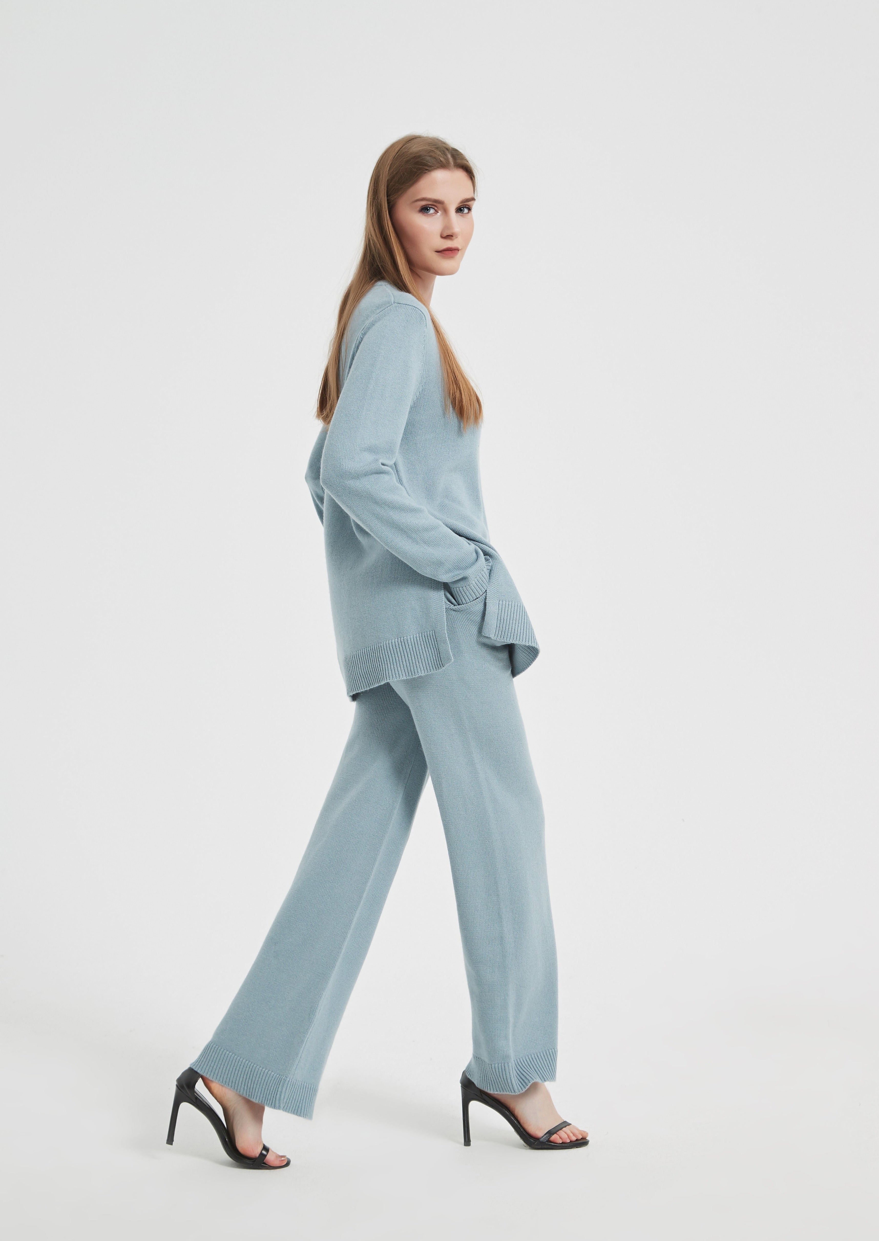 Elandra Knit Pants - Baby Blue